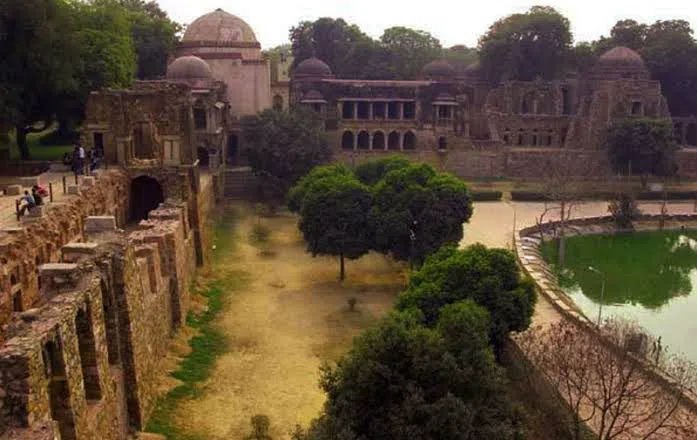 Hauz Khas Complex, Delhi