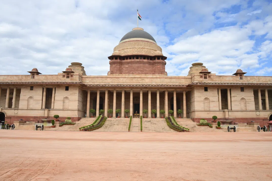Rashtrapati Bhavan (Vicekongens hus) — Museumsanlæg, vagtafløsningen og Amrit Udyan, Delhi