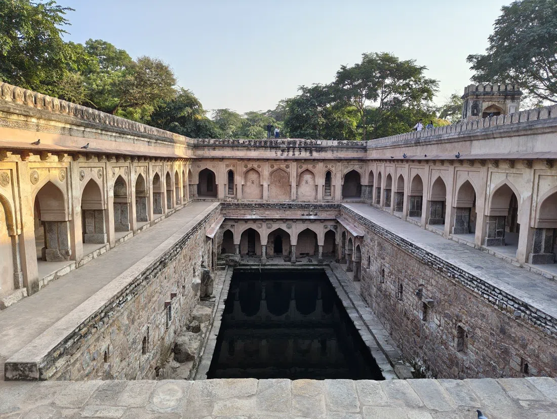 Mehrauli Archaeological Park, Delhi