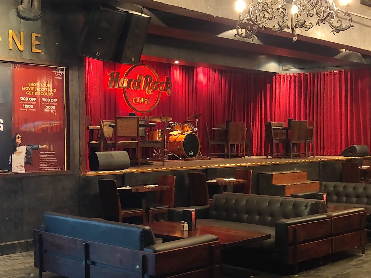 Hard Rock Cafe — photo 3