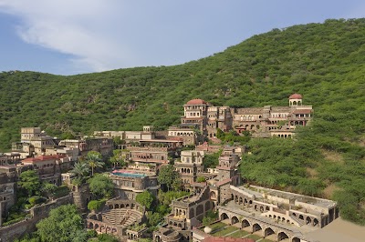 Neemrana Fort-Palace