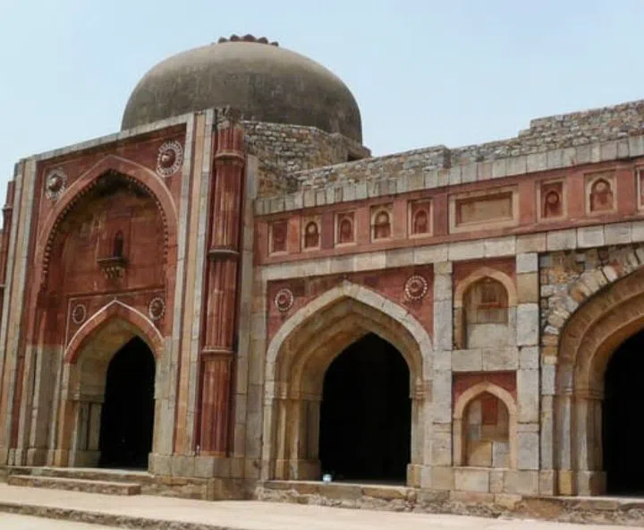 Jamali Kamali Mosque and Tomb, Delhi